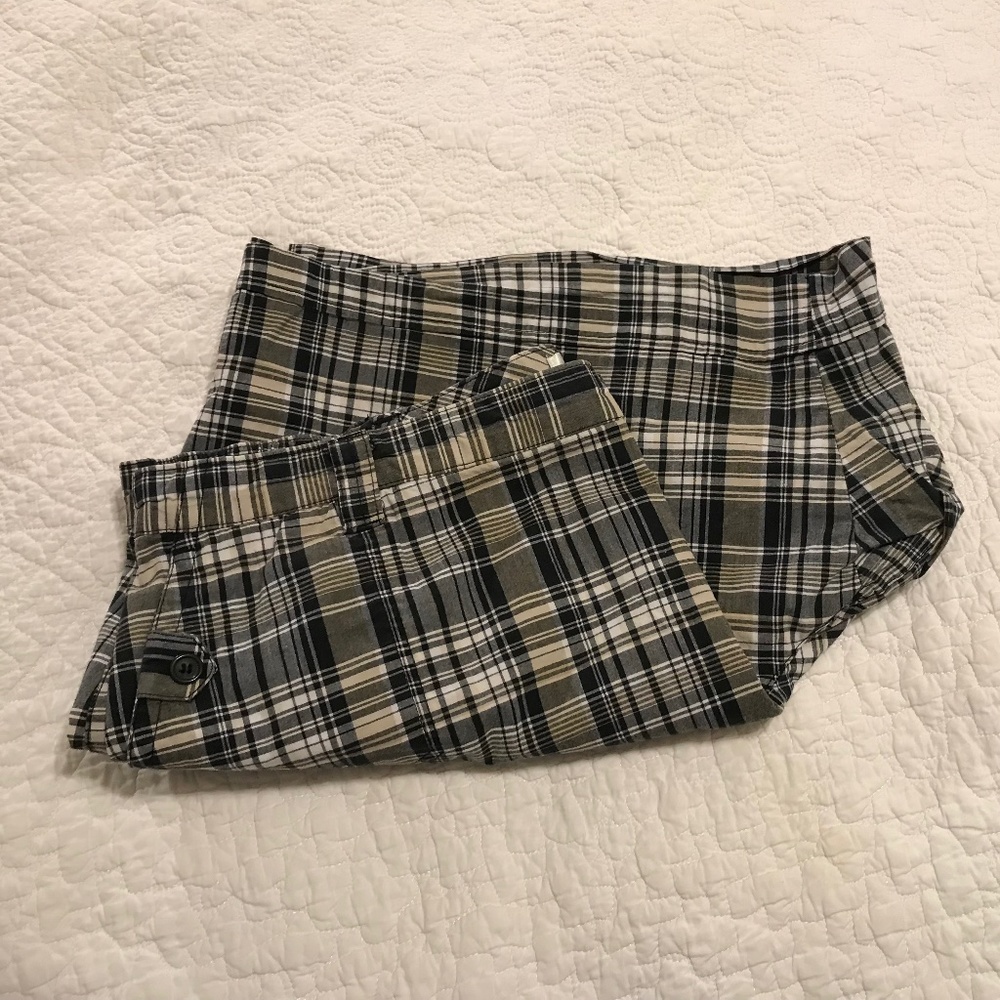 C&B gray & tan plaid shorts (22W)